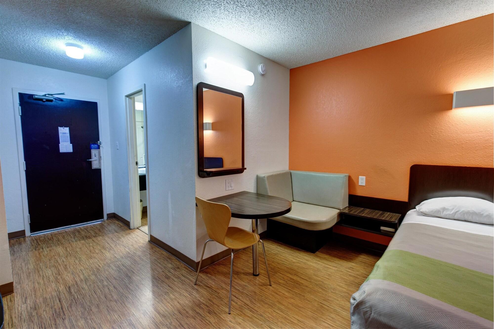 Executive Inn & Suites South Houston Esterno foto